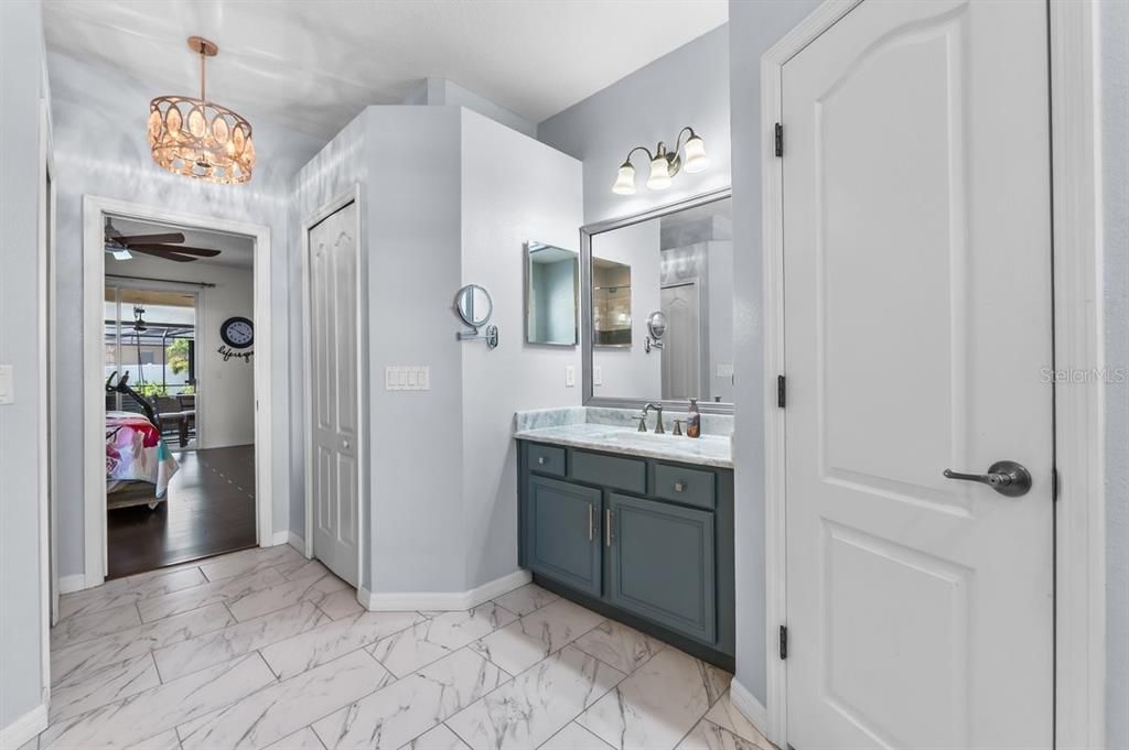 待售: $564,000 (5 贝兹, 3 浴室, 2683 平方英尺)