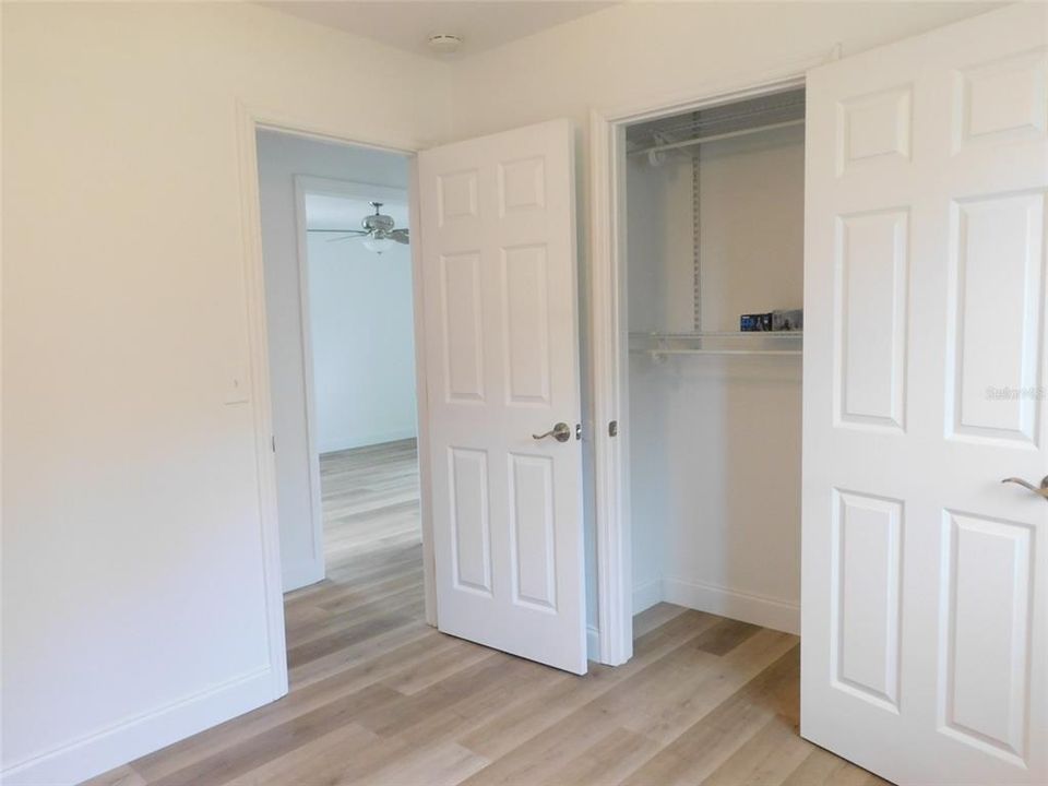 For Sale: $283,000 (3 beds, 1 baths, 1011 Square Feet)