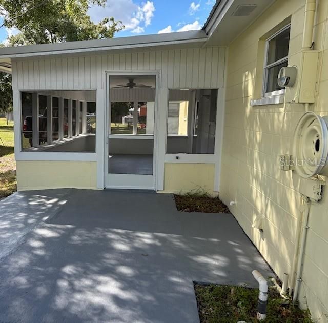 For Sale: $283,000 (3 beds, 1 baths, 1011 Square Feet)