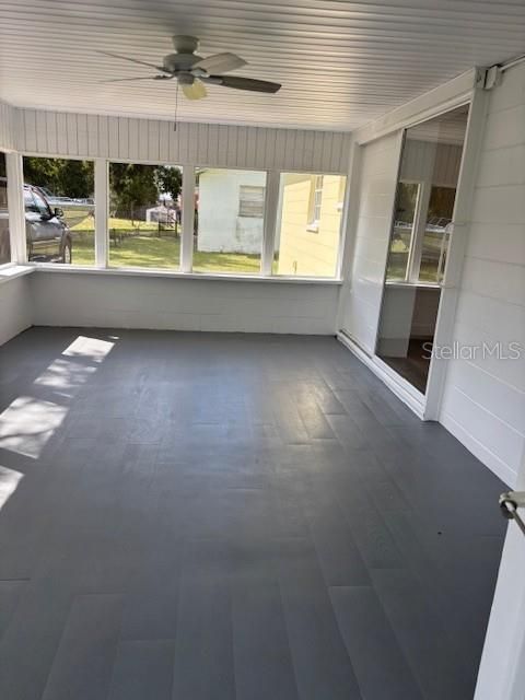 For Sale: $283,000 (3 beds, 1 baths, 1011 Square Feet)