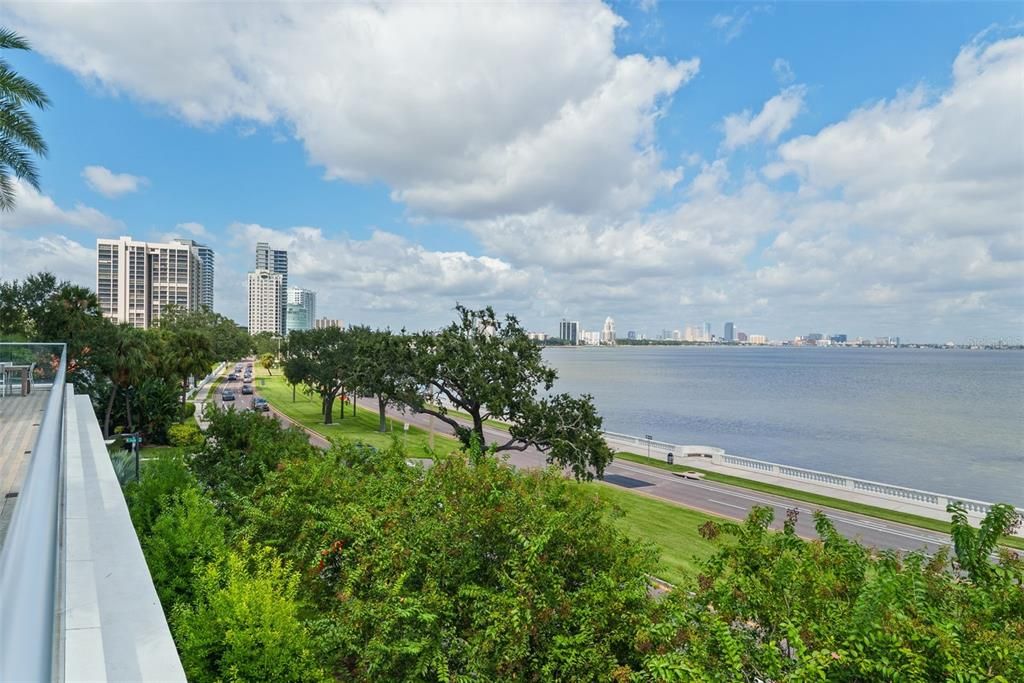 En Venta: $2,999,000 (3 camas, 3 baños, 3395 Pies cuadrados)