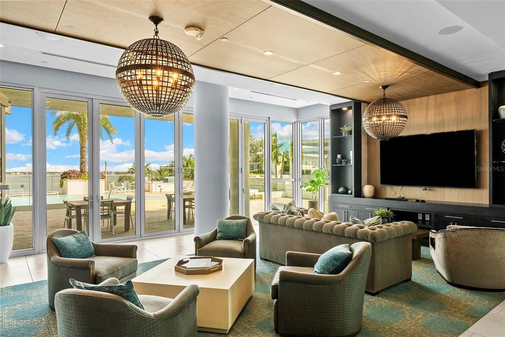 En Venta: $2,999,000 (3 camas, 3 baños, 3395 Pies cuadrados)