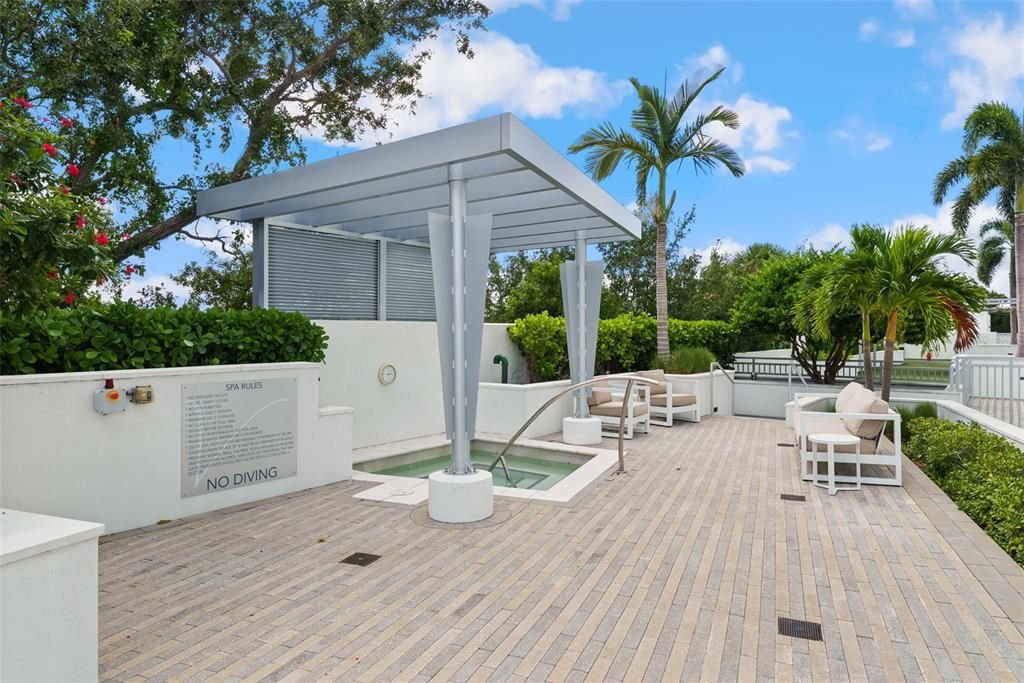 En Venta: $2,999,000 (3 camas, 3 baños, 3395 Pies cuadrados)