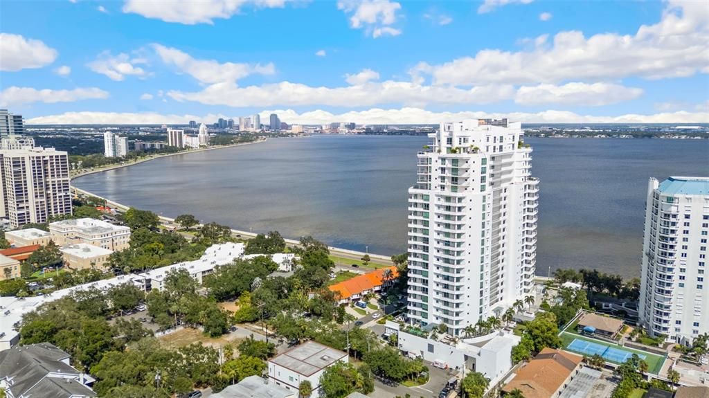 En Venta: $2,999,000 (3 camas, 3 baños, 3395 Pies cuadrados)