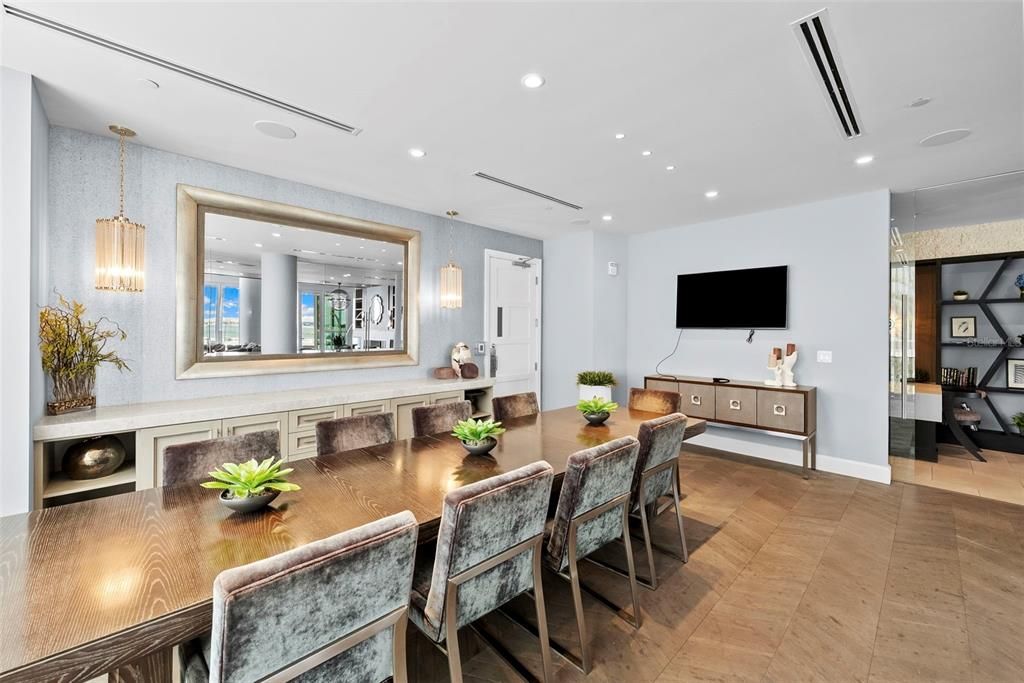 En Venta: $2,999,000 (3 camas, 3 baños, 3395 Pies cuadrados)