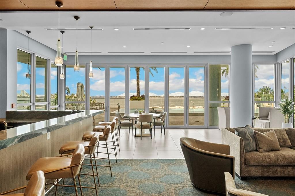 En Venta: $2,999,000 (3 camas, 3 baños, 3395 Pies cuadrados)