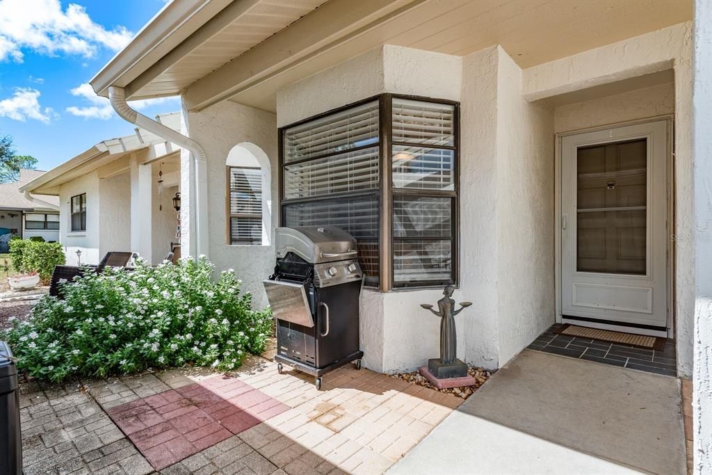 Active With Contract: $200,000 (2 beds, 2 baths, 1022 Square Feet)