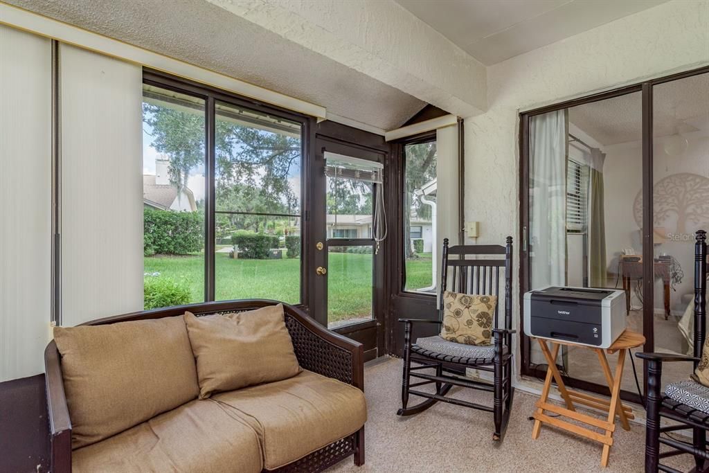 Active With Contract: $200,000 (2 beds, 2 baths, 1022 Square Feet)