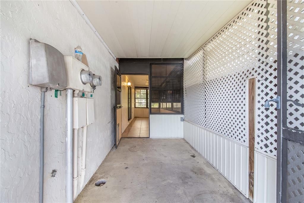 For Rent: $1,700 (2 beds, 2 baths, 886 Square Feet)