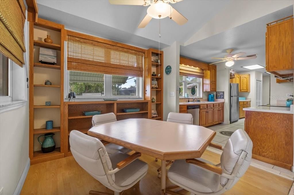 For Sale: $425,000 (3 beds, 2 baths, 2135 Square Feet)