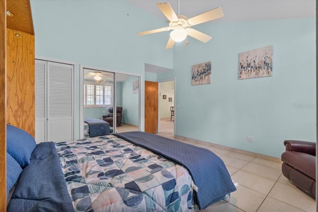 For Sale: $425,000 (3 beds, 2 baths, 2135 Square Feet)