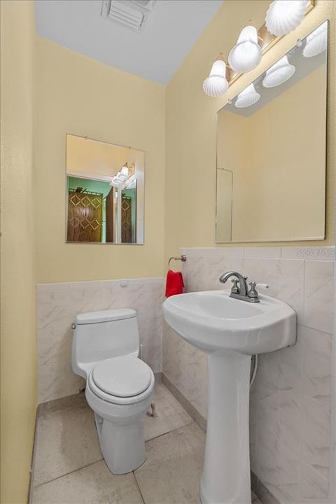 For Sale: $425,000 (3 beds, 2 baths, 2135 Square Feet)