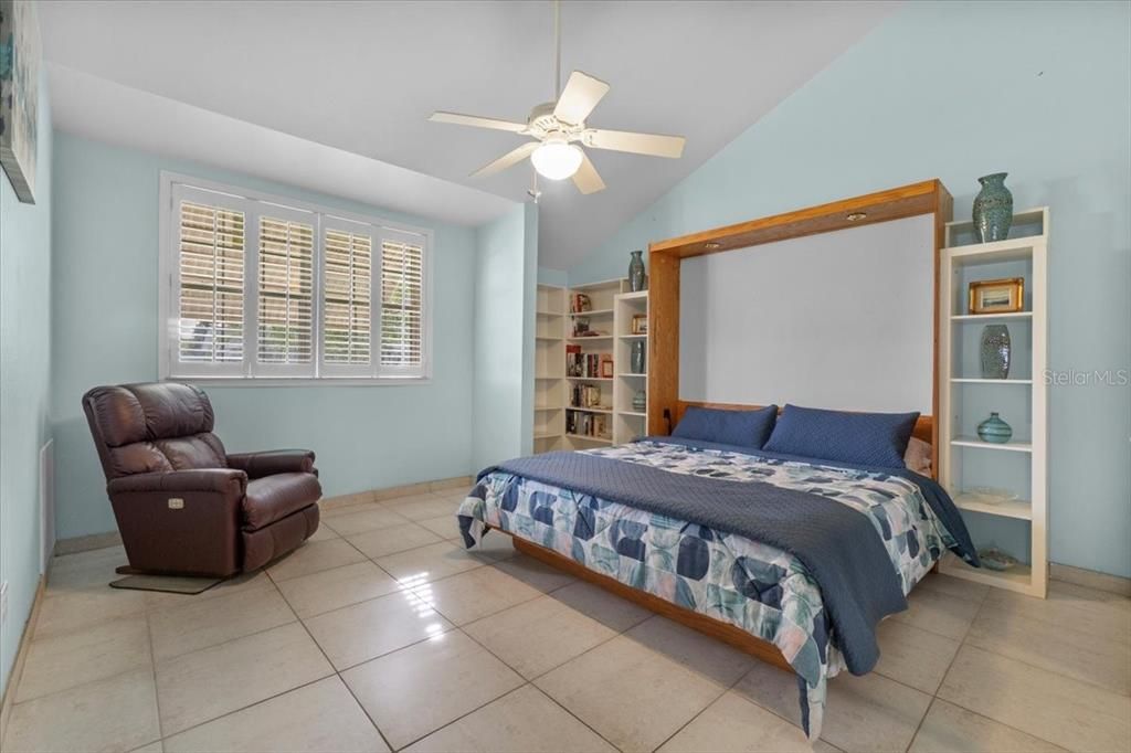 For Sale: $425,000 (3 beds, 2 baths, 2135 Square Feet)