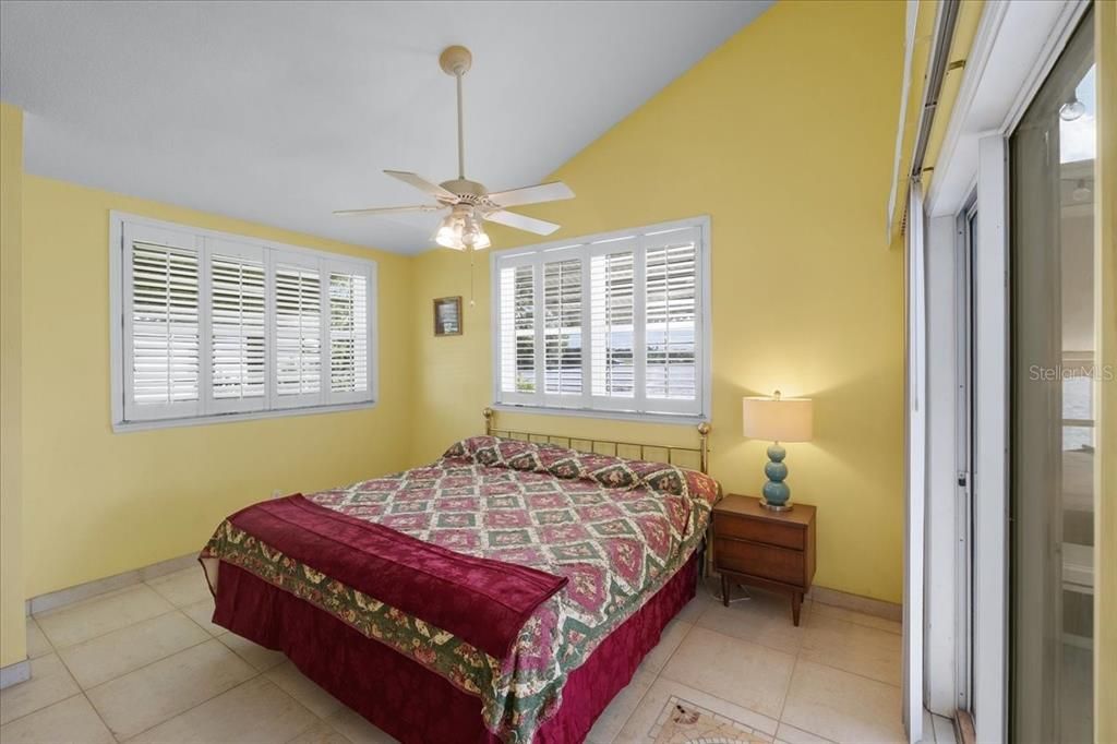 For Sale: $425,000 (3 beds, 2 baths, 2135 Square Feet)