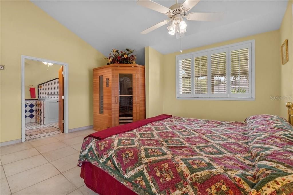 For Sale: $425,000 (3 beds, 2 baths, 2135 Square Feet)