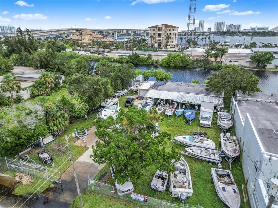 待售: $299,000 (0 贝兹, 0 浴室, 0 平方英尺)