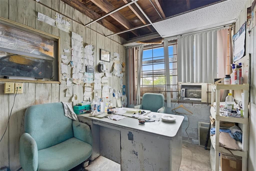 待售: $299,000 (0 贝兹, 0 浴室, 0 平方英尺)