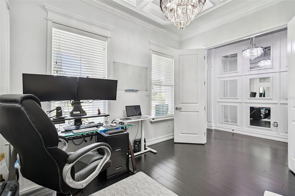 待售: $949,000 (4 贝兹, 3 浴室, 3644 平方英尺)