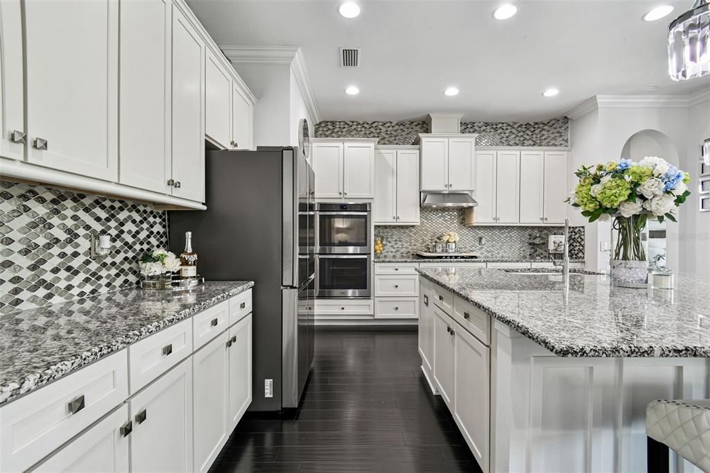 待售: $949,000 (4 贝兹, 3 浴室, 3644 平方英尺)