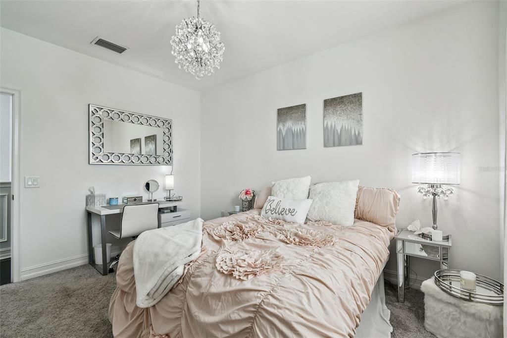 待售: $949,000 (4 贝兹, 3 浴室, 3644 平方英尺)