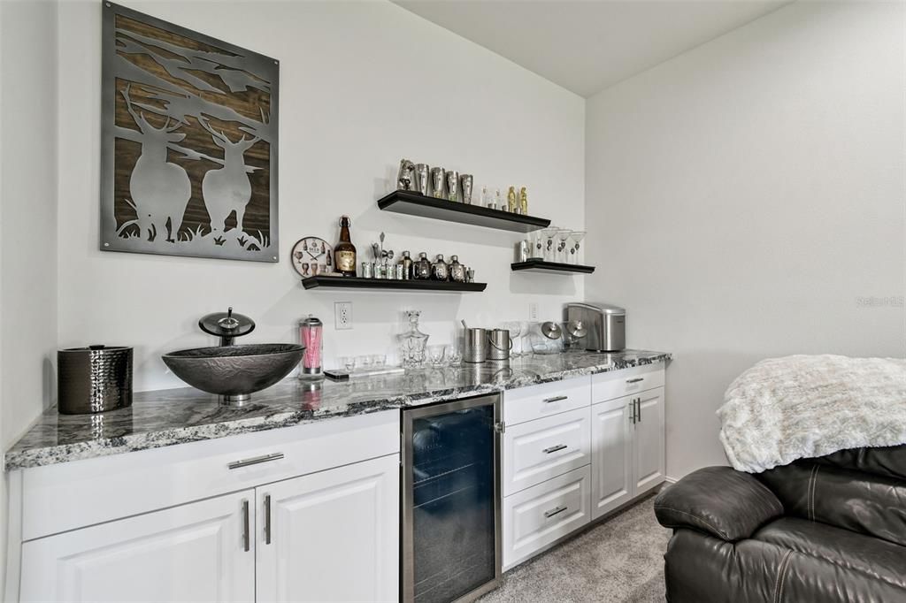 待售: $949,000 (4 贝兹, 3 浴室, 3644 平方英尺)