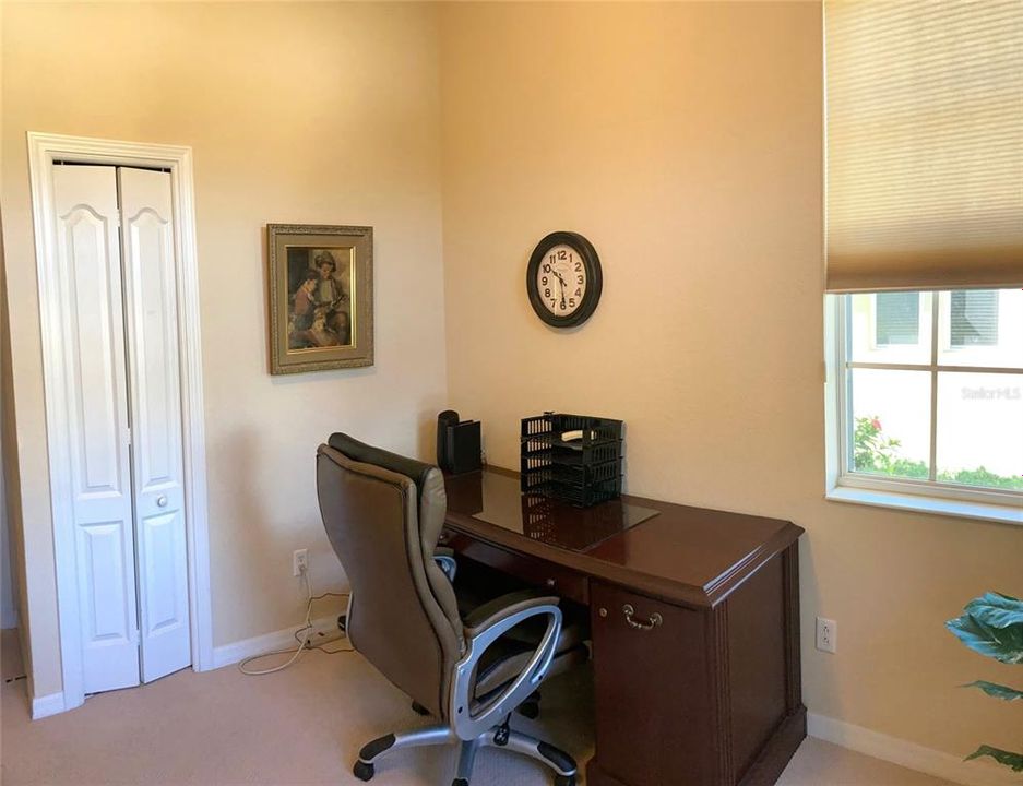 For Rent: $1,975 (3 beds, 2 baths, 1746 Square Feet)