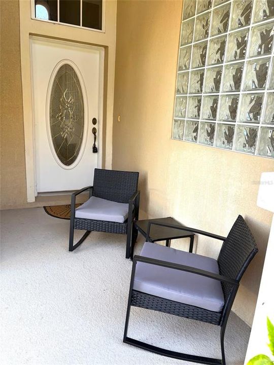 For Rent: $1,975 (3 beds, 2 baths, 1746 Square Feet)