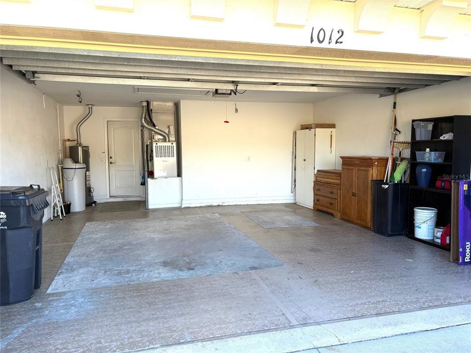 For Rent: $1,975 (3 beds, 2 baths, 1746 Square Feet)