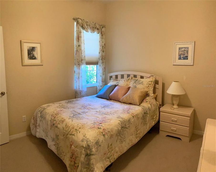 For Rent: $1,975 (3 beds, 2 baths, 1746 Square Feet)