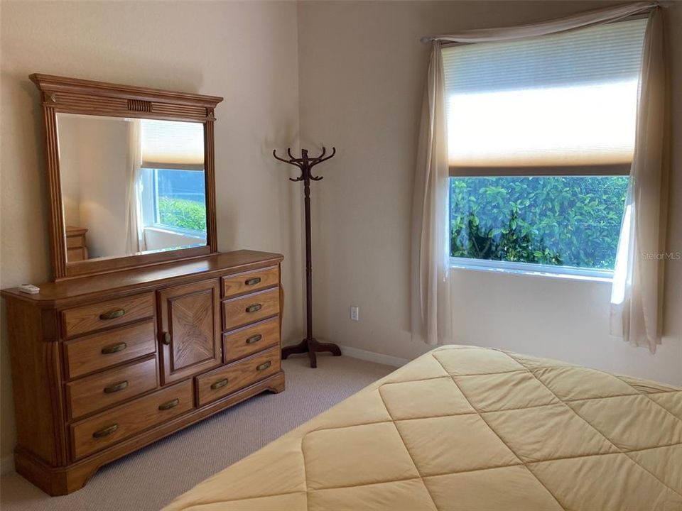 For Rent: $1,975 (3 beds, 2 baths, 1746 Square Feet)