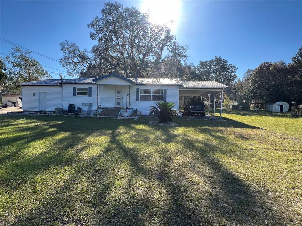 合同活跃: $149,500 (3 贝兹, 1 浴室, 1430 平方英尺)