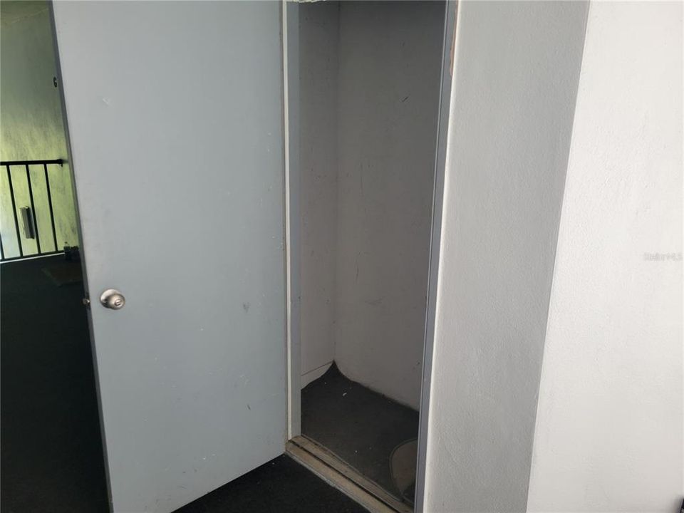 Под контрактом: $1,675 (2 спален, 2 ванн, 1040 Квадратных фут)