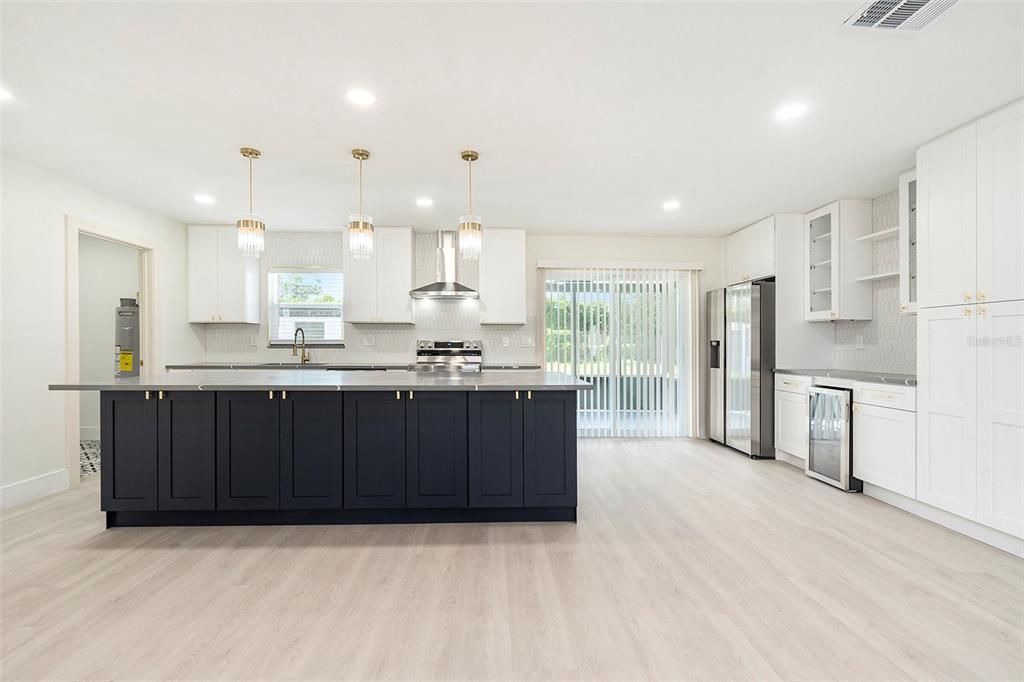 En Venta: $489,900 (3 camas, 3 baños, 1710 Pies cuadrados)