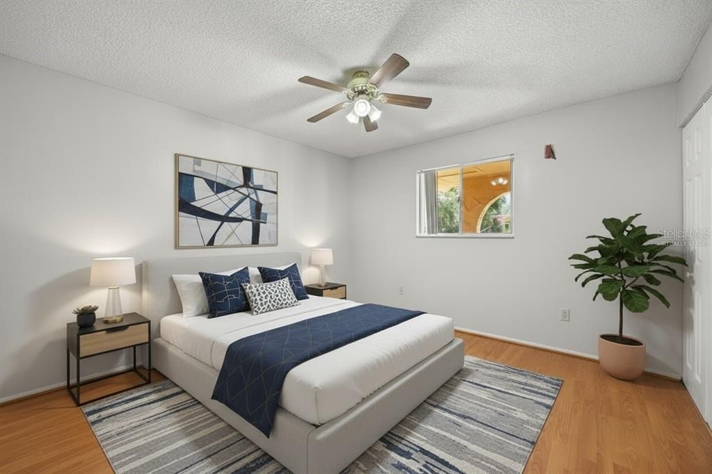 For Sale: $105,000 (2 beds, 1 baths, 832 Square Feet)