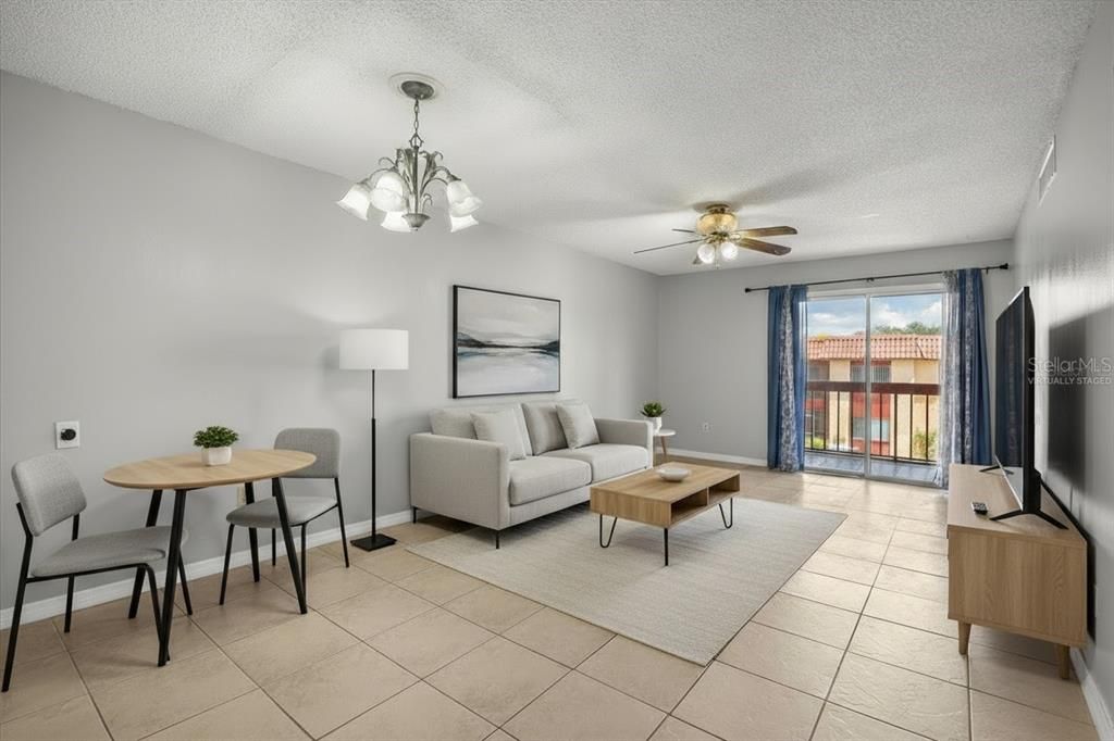 For Sale: $105,000 (2 beds, 1 baths, 832 Square Feet)