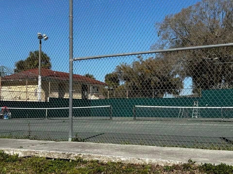 待售: $368,000 (3 贝兹, 3 浴室, 2372 平方英尺)