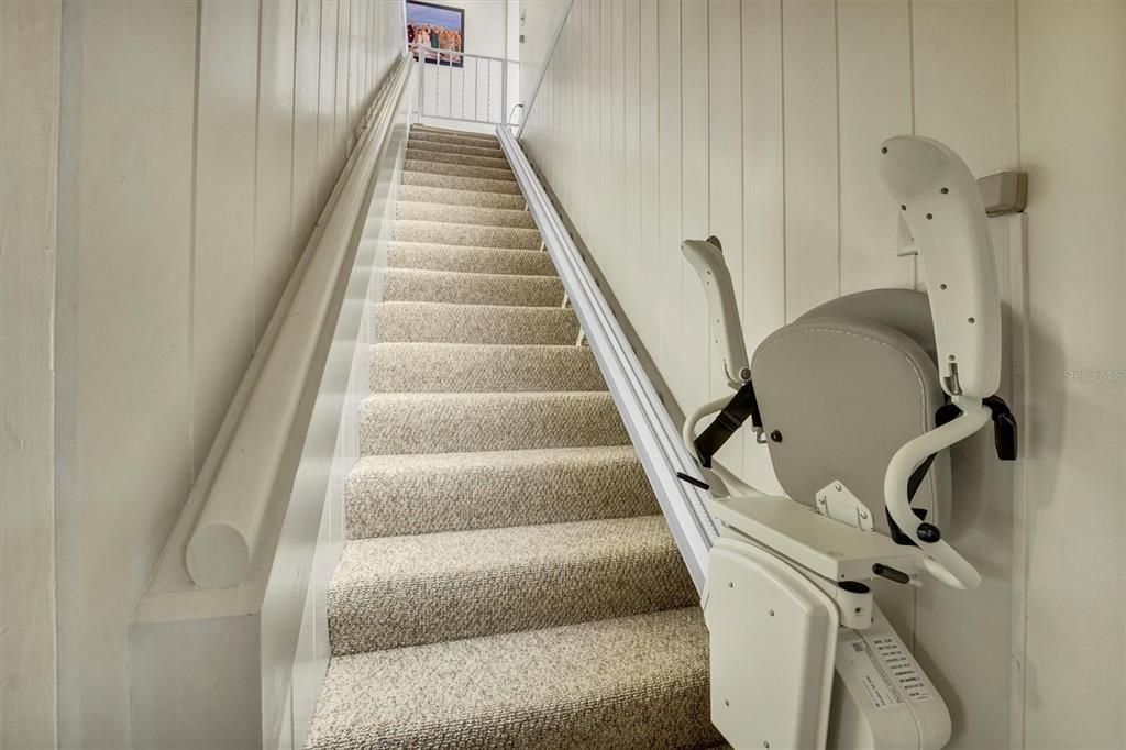 待售: $368,000 (3 贝兹, 3 浴室, 2372 平方英尺)