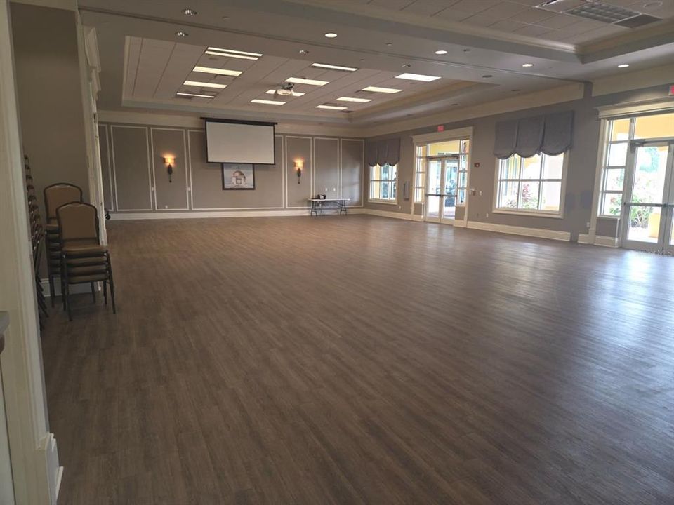 For Sale: $1,200,000 (4 beds, 4 baths, 4114 Square Feet)