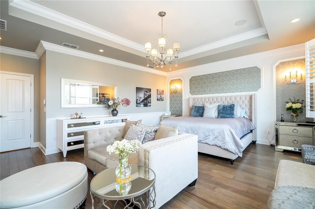 For Sale: $1,200,000 (4 beds, 4 baths, 4114 Square Feet)