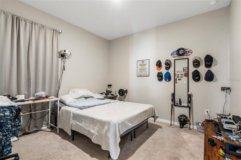 For Rent: $3,000 (4 beds, 2 baths, 2045 Square Feet)