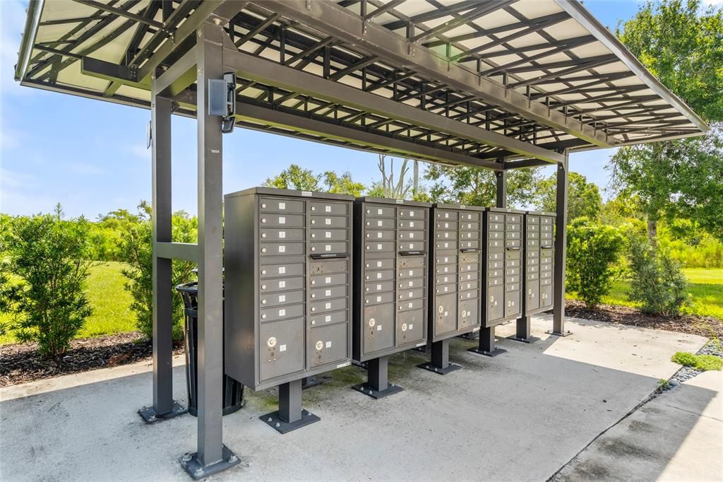 For Rent: $3,000 (4 beds, 2 baths, 2045 Square Feet)