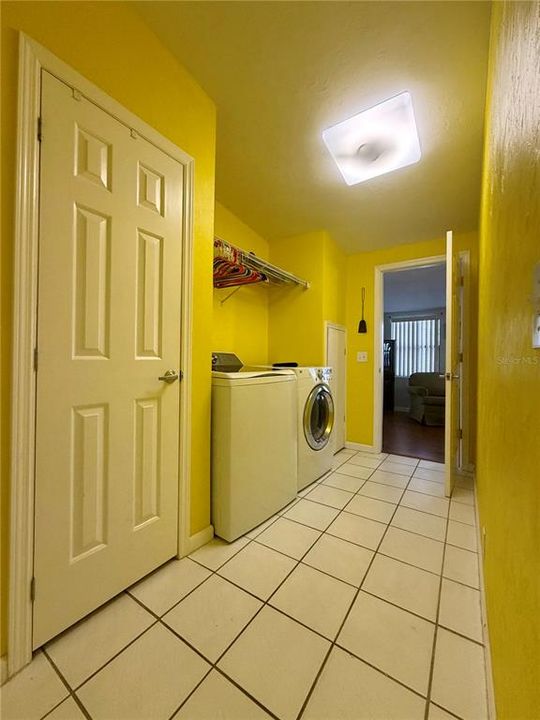 En Venta: $240,000 (2 camas, 2 baños, 1773 Pies cuadrados)