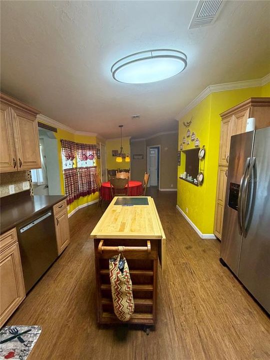 En Venta: $240,000 (2 camas, 2 baños, 1773 Pies cuadrados)