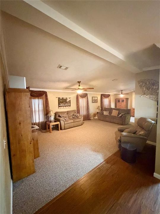 En Venta: $240,000 (2 camas, 2 baños, 1773 Pies cuadrados)