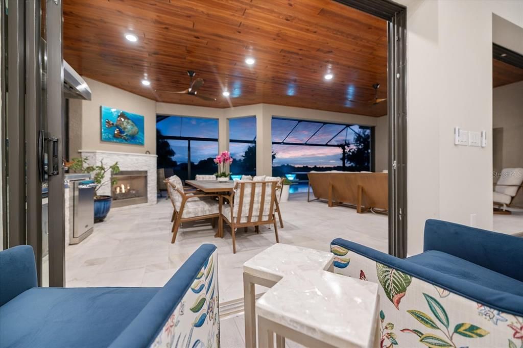 En Venta: $1,764,900 (3 camas, 3 baños, 3101 Pies cuadrados)