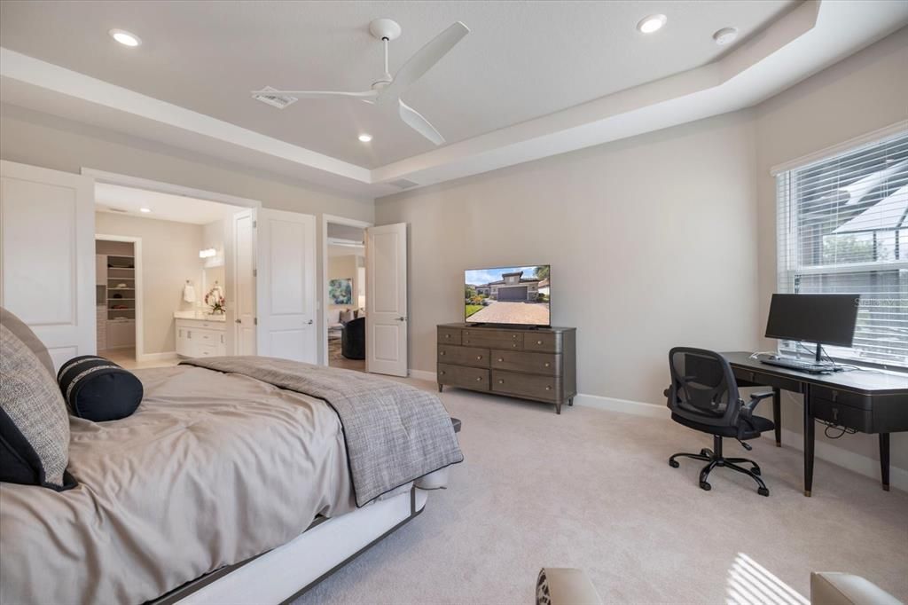 En Venta: $1,764,900 (3 camas, 3 baños, 3101 Pies cuadrados)