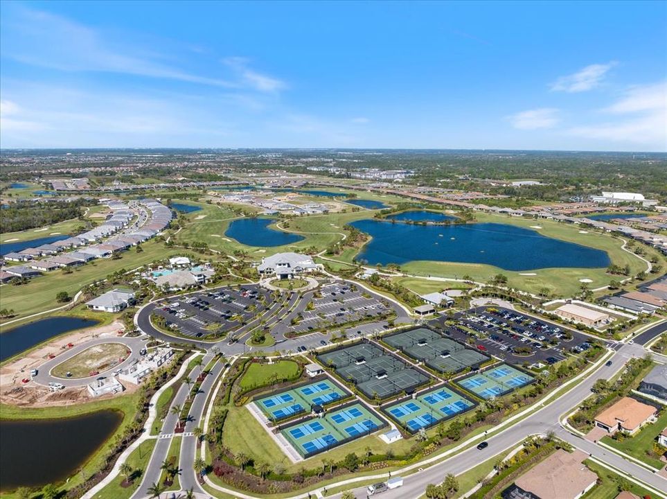 En Venta: $1,764,900 (3 camas, 3 baños, 3101 Pies cuadrados)