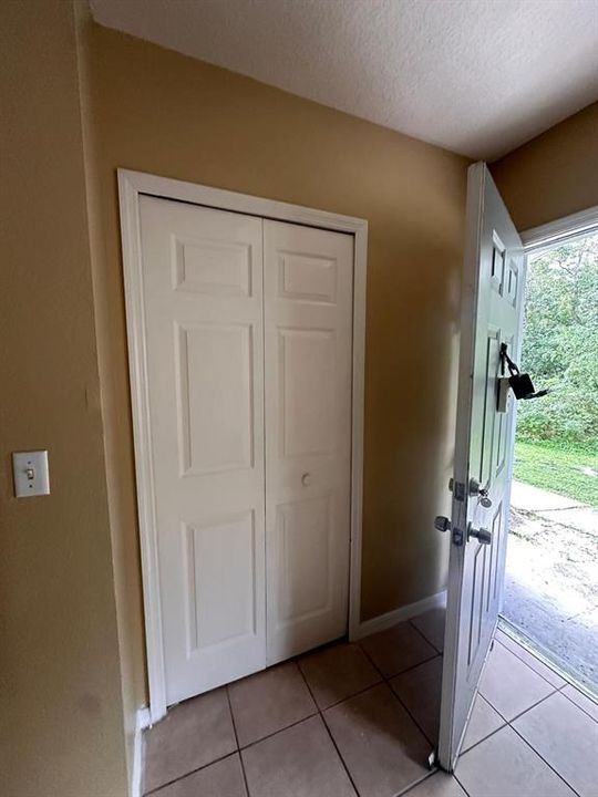 Под контрактом: $1,550 (2 спален, 2 ванн, 996 Квадратных фут)