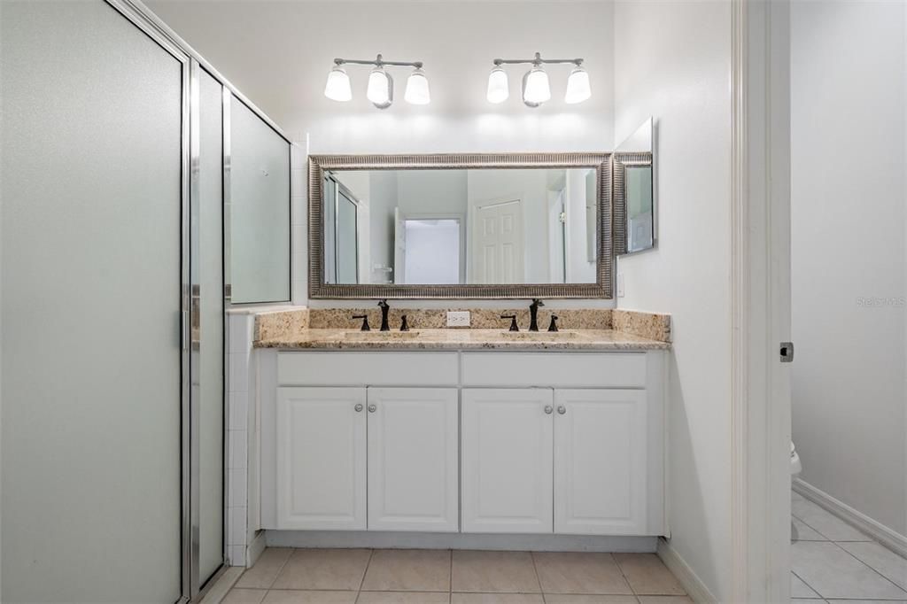 En Venta: $285,000 (2 camas, 2 baños, 1546 Pies cuadrados)