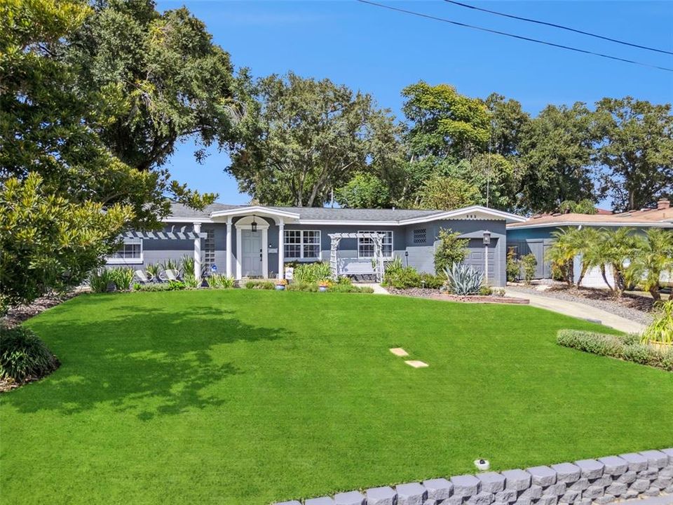 Недавно продано: $699,900 (4 спален, 3 ванн, 2388 Квадратных фут)